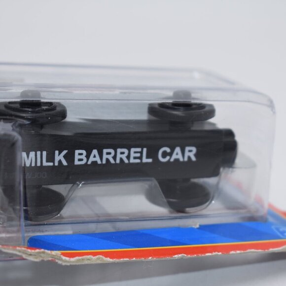 Sodor Dairy Cow Car Milk Barrel Thomas & Friends Wooden Railway Learning Curve - Picture 13 of 14